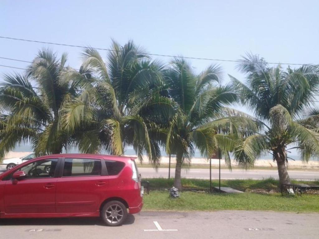 Sea Front Hotel Port Dickson Esterno foto